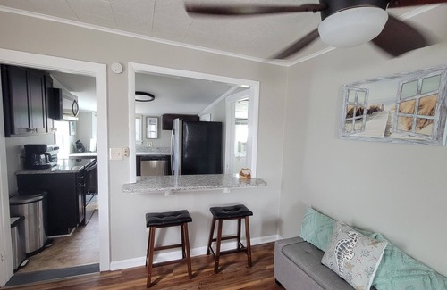 Broadkill Beach Cabaña | Newly Remodeled Broadkill Beach Cottage 150ft to water & pet friendly