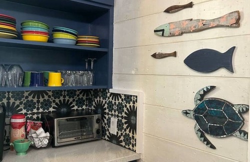 Brenham Casa | Newly remodeled bungalow near downtown Brenham