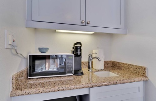 La Quinta Apartamento | Newly Remodeled Desert Getaway Studio #B