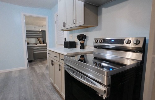 Manteo Casa | Newly Remodeled Grand Coastal Ranch, in the heart of Manteo, NC
