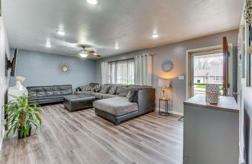 Storm Lake Casa | Newly Remodeled Home in Storm Lake with Private Yard