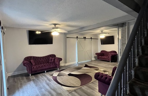 North End Casa | *** Newly Remodeled Mini Mansion
