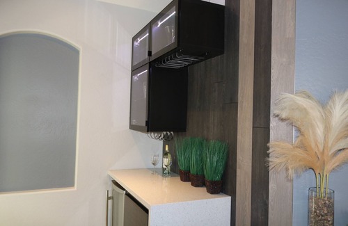 Goodyear Casa | Newly- remodeled modern home.