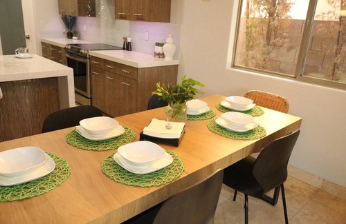 Goodyear Casa | Newly- remodeled modern home.
