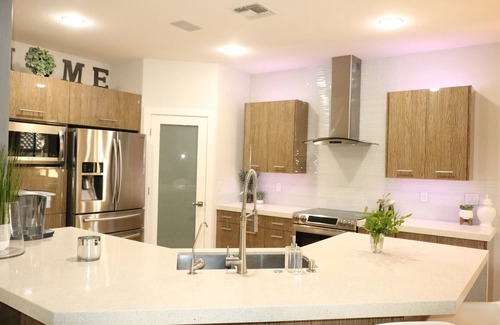 Goodyear Casa | Newly- remodeled modern home.