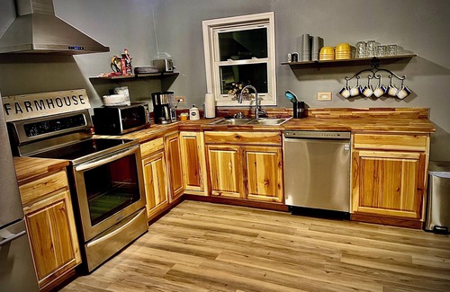Richland Casa | Newly Remodeled River Cabin close to Ft Leonard Wood