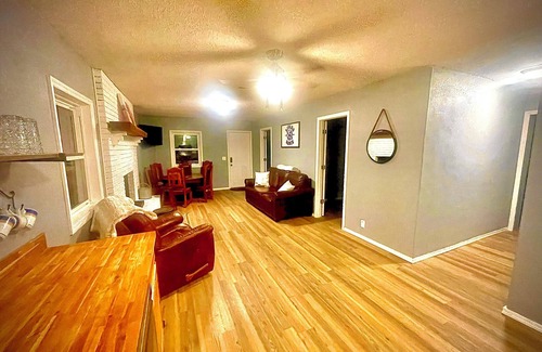 Richland Casa | Newly Remodeled River Cabin close to Ft Leonard Wood