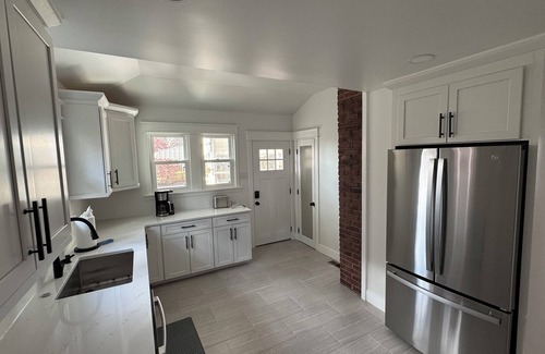 Phoenixville Casa | Newly remodeled Spacious 4-BM house in Phoenixville with OS parking/ central, AC