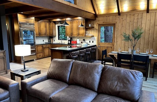 Lake Arrowhead Cabina | Newly remodeled luxury cabin