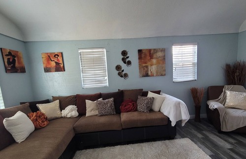 San Bernardino Casa | Newly Remodeled Spanish Style home! Sleeps 7 - Perfect for a large family/group!