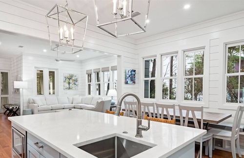 Cottage District Casa | 'Let The SunShine In' ¡Una casa perfecta de 4 habitaciones en WaterColor & Seaside!