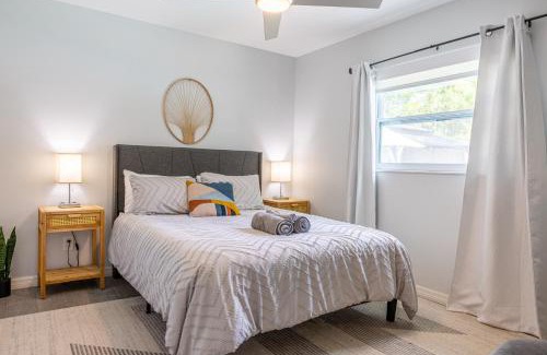 Sun Bay South Casa | Newly Reno - Backyard Oasis, South Tampa Pool Home