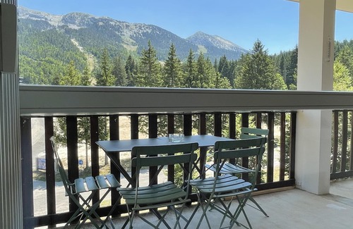 Correncon-en-Vercors Apartamento | Newly renovated and well-equipped 3-room apartment with large balcony