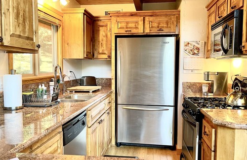 Pine Mountain Club Cabina | Newly Renovated with one of the Best Views