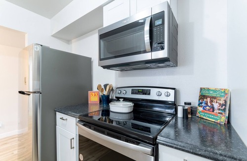 Southeast Colorado Springs Condominio | Newly renovated condo with beautiful Mountain View.Close to lots of attractions.