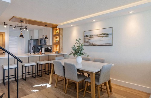 Panama City Beach Apartamento | Edgewater Beach Resort! T2- 3BR / 3BA Penthouse con terraza privada en la azotea. ¡Guauu!