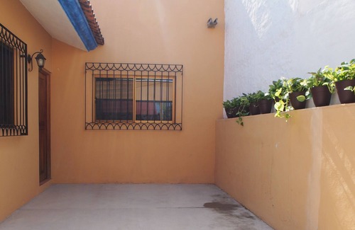Barra de Navidad Casa | Casa De Jesus - Hermosa y espaciosa casa en los tranquilos suburbios de Barra de Navidad