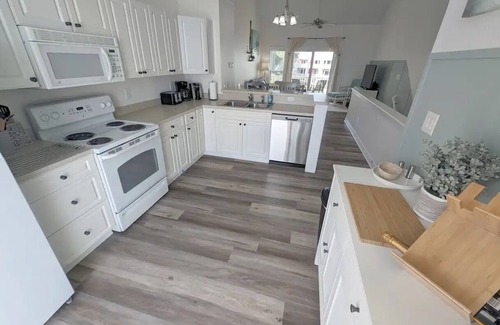 Bermuda Bay Casa | Newly Renovated Bermuda Bay Townhome