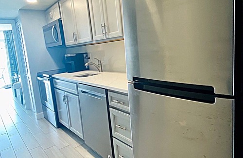Myrtle Beach Condominio | Newly renovated 15th floor Direct Oceanfront Condo