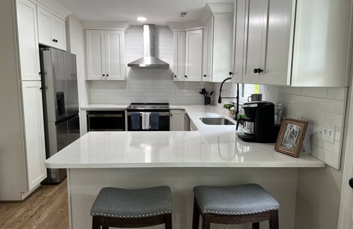 Winston - Salem Casa | Newly renovated 3 Bed 2 Bath house near downtown, WF University, and Reynolda.
