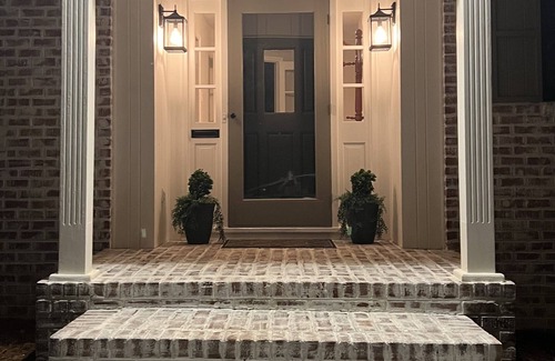 Winston - Salem Casa | Newly renovated 3 Bed 2 Bath house near downtown, WF University, and Reynolda.