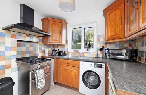 Plymouth Casa | Newly Renovated 3BR House Perfect for Contractors