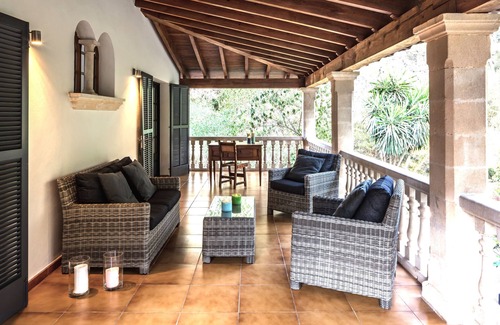 Cas Catala Villa | Spacious 6-Bedroom Villa with Pool, Garden & Sea Breeze in San Agustín, Mallorca