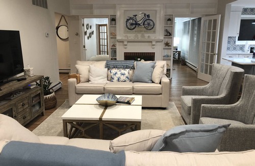 Lewes Casa | Newly renovated and furnished home in Historic Lewes just a mile walk to beach!