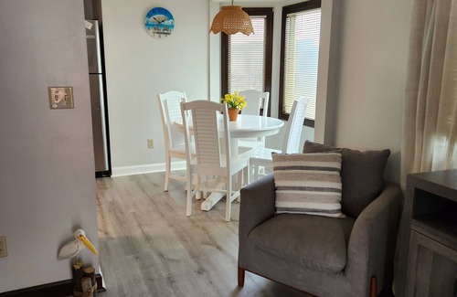 Myrtle Beach Casa | Newly Renovated Beach Bungalow 2BR/1.5 BA in Ocean Lakes - N-51