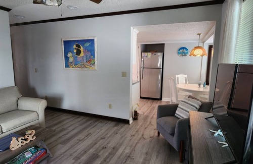Myrtle Beach Casa | Newly Renovated Beach Bungalow 2BR/1.5 BA in Ocean Lakes - N-51