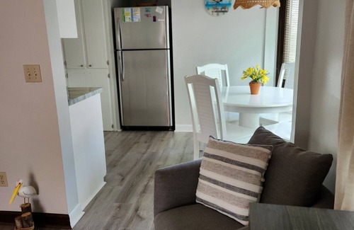 Myrtle Beach Casa | Newly Renovated Beach Bungalow 2BR/1.5 BA in Ocean Lakes - N-51