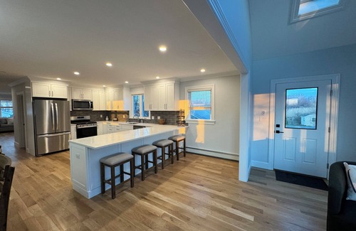 Ocean Bluff-Brant Rock Casa | Newly renovated beach home with many amenities!