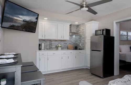 Bradenton Casa | Newly Renovated Beach Retreat