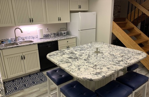 Ocean City Condominio | NEWLY RENOVATED beautiful condo with the best views in Ocean City!
