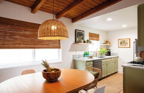 Santa Ana Heights Casa | Newly renovated casual and comfortable modern home steps to beach