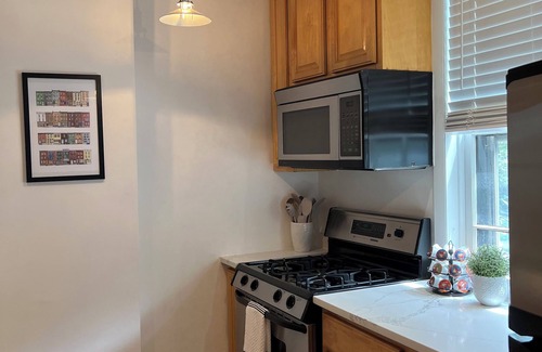 Washington Square West Casa | Newly Renovated Center City Spacious Home