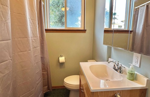 Olde Towne East Apartamento | Newly renovated, charming apartment with AC in Historic Olde Town East, Columbus
