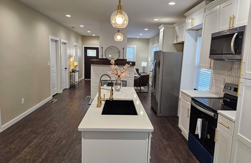 Atlanta Casa | Newly Renovated Charming 3-bedroom house with AC, WiFi in the heart of Atlanta