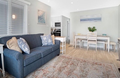 Stone Harbor Casa | Newly renovated condo in the heart of Stone Harbor!