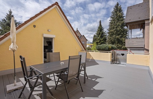 Waggershausen Condominio | Newly renovated vacation apartment with terrace in a central location in Friedrichshafen