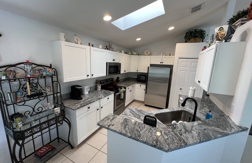 Seasons Casa | Newly Renovated Disney Themed Home close to the Magic