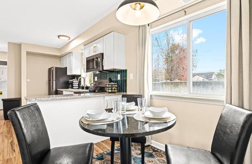 Roseville Apartamento | Newly Renovated Flat near Downtown Roseville