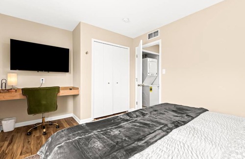 Roseville Apartamento | Newly Renovated Flat near Downtown Roseville