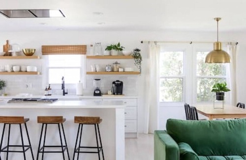 Riviera - Westchester Casa | Newly Renovated Gem - Contemporary Downtown House