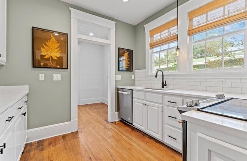 Avondale Apartamento | Newly Renovated Home in Avondale Historic District