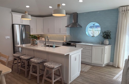 Holmes Beach Casa | A pie de playa, restaurantes, tiendas y tranvía