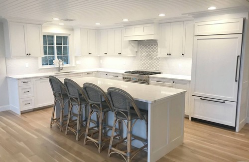 Buzzards Bay Casa | Newly renovated home located on Gray Gables Beach overlooking the Cape Cod Canal