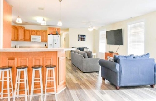 Montego Bay Casa | Newly renovated home in much sought after Montego Bay Community. 2 Pools and tennis