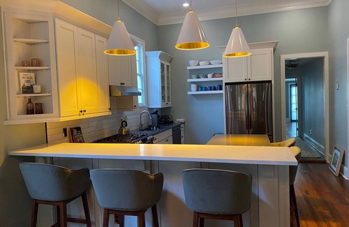 Lower Garden District Casa | Newly Renovated Irish Channel Shotgun with Pool, Walk to Magazine St.