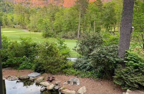 Cashiers Casa | Newly renovated mountain view home in High Hampton, minutes from Cashiers, NC